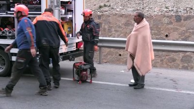 Otobüs kazası - Kamyoncu babanın en zor anı - AFYONKARAHİSAR 