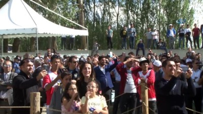  Solo Türk Erzurum semalarında nefes kesti