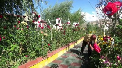 botanik bahcesi -  Bataklık olan alanı Atatürk sevgisi sayesinde botanik bahçesine dönüştürdü  Videosu