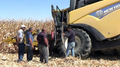 Biçerdöverle hasat yaparken obruk oluştu - KONYA