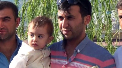 evlilik yildonumu -  Şehit babasını görememişti, Valilik makam aracı sünnet arabası oldu Videosu
