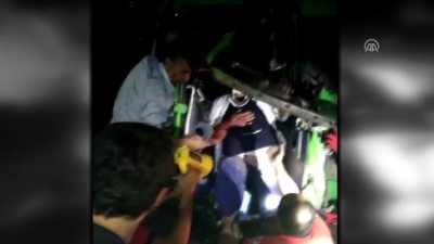 Adana'da tır ile kamyon çarpıştı: 2 yaralı