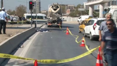 beton mikseri -  Beton mikseri mendil satıcısını ezdi  Videosu