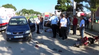  Şarjlı bisiklet otomobille çarpıştı: 2 ağır yaralı 