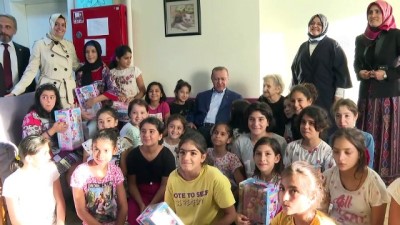 Cumhurbaşkanı Erdoğan, Kasımpaşa Çocuk Evleri Sitesi'ni ziyaret etti - İSTANBUL