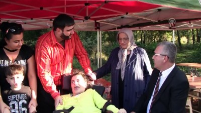 bedensel engelli - Şahan Gökbakar engelli hayranıyla buluştu - BURSA  Videosu
