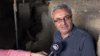 ziyaretciler - Antandros'ta 'pitos mezar'lara rastlandı - BALIKESİR  Videosu