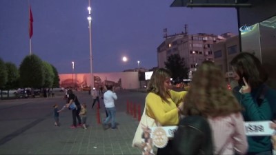 amator balikci -   İstanbul’da dolunay kartpostallık oluşturdu Videosu