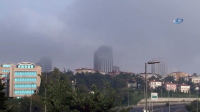 İstanbul’da sis kartpostallık görüntüler oluşturdu 