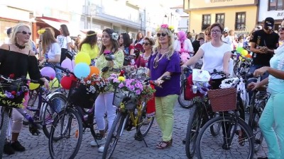 'Süslü Kadınlar Bisiklet Turu' etkinliği - ESKİŞEHİR