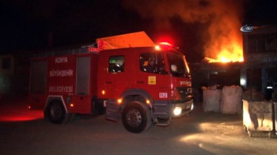  Hurdalık çatısı alev alev yandı 