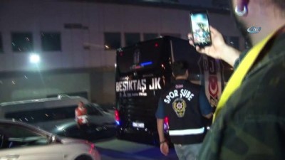 Takımlar, Ülker Stadyumu’na geldi