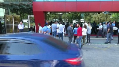emniyet mudurlugu -  Hastanede FETÖ’cülerin çalıştığı iddiasıyla oturma eylemi başlattı  Videosu