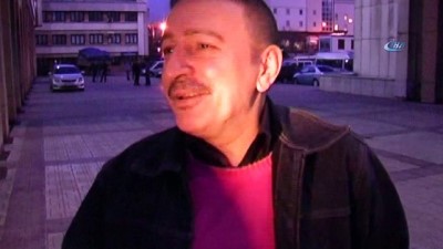  Sanatçı Mustafa Topaloğlu kalp krizi geçirdi 