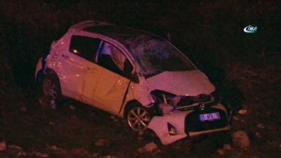  Alkollü sürücü otomobiliyle şarampole devrildi: 2 yaralı 