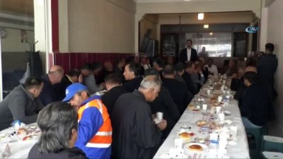  Belediye Başkanı Eroğlu: 'Danışan dağ aşar, danışmayan yolda şaşar'
