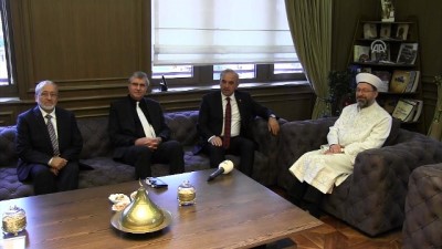 din egitimi - Diyanet İşleri Başkanı Erbaş: ''Belediye başkanlığı gönül doktorluğu da yapmaktır'- ORDU Videosu
