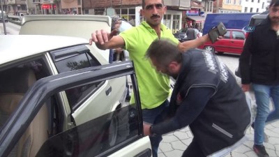 polis kopegi -  Polis ekipleri torbacılara göz açtırmıyor Videosu