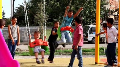 kisla - Belediyeden Bismilli çocukları sevindiren proje - DİYARBAKIR  Videosu