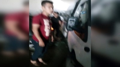  Gaziantep’te minibüs ile otomobil çarpıştı: 5 yaralı