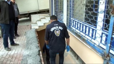  Küçükçekmece’de 10 ton sahte deterjan ele geçirildi 