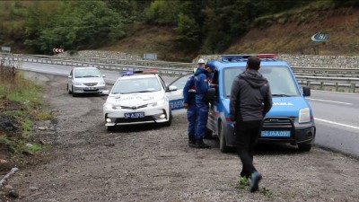  Otomobil takla attı: 5 kişi yaralandı 