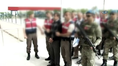  Başkent’te FETÖ operasyonu: 14 gözaltı 