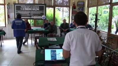 sosyal ag -  Kıraathanelerde vatandaşlara akıllı telefon eğitimi  Videosu