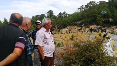  Köylüler, dede ve torunundan gelecek iyi haberi umutla bekliyor 