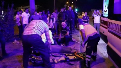 Manisa'da iki otomobil çarpıştı: 4 yaralı
