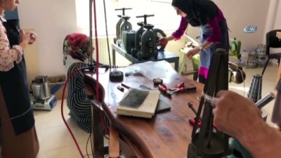 el emegi goz nuru -  Midyat kaymakamlığından kadınlara 'Altın bilezik projesi'  Videosu