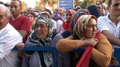 haci kafilesi -  Adana’da ilk hacı kafilesi coşkuyla karşılandı Videosu