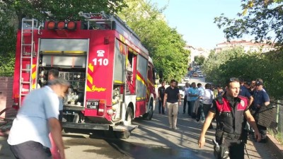 Başkentte cinnet getiren kişi evini yaktı - ANKARA