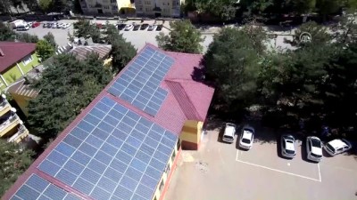 ruzgar gulu - Elektrik üreten okul, 4 yılda 240 bin lira kazandı - MUŞ  Videosu