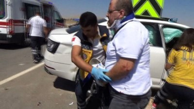  Suriyelinin kullandığı otomobil kamyonete çarptı: 1 ölü, 4 yaralı 