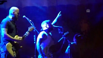 heavy metal - Zeytinli Rock Festivali sona erdi - BALIKESİR Videosu