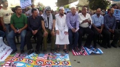 siyonist - Gazzeliler ABD'nin UNRWA kararını protesto etti - GAZZE Videosu