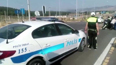 trafik kazasi -  Sarıkamış’ta trafik kazası: 2 yaralı Videosu