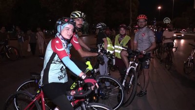 milli futbolcu - 'Sessiz Çığlık Bisiklet Turu' üyeleri İstanbul'a döndü - İSTANBUL Videosu