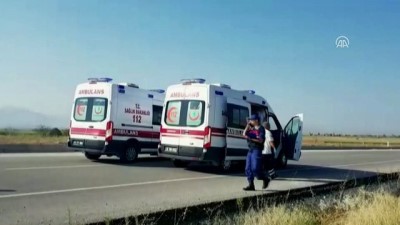 trafik kazasi - Trafik kazası: 3 yaralı - BURDUR Videosu