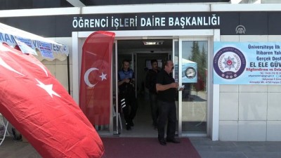 yerlestirme sonuclari - Üniversiteye kayıt için gelen öğrenciler Türk bayraklarıyla karşılandı - ADIYAMAN Videosu