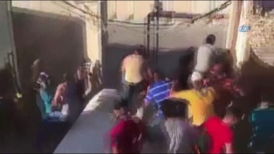 sokaga cikma yasagi -  - Basra’da protestocular valilik binasını ateşe verdi: 8 ölü
- Basra’da sokağa çıkma yasağı ilan edildi  Videosu