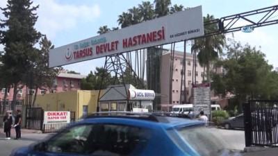 kadin hasta -  Hastane önünde araçta doğum yaptı... O anlar kamerada  Videosu