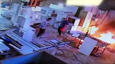 imalathane -  Mobilyacıyı gasp edip, iş yerini ateşe verdiler...O anlar kamerada  Videosu