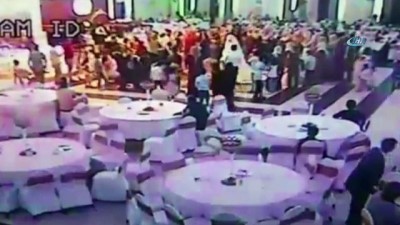 kucuk kiz -  14 yaşındaki kız çocuğunu evlendirilmekten polis kurtardı  Videosu