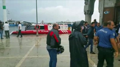 helikopter dustu -  Bostancı Sahili'nde helikopter düştü...Kurtarılmayı böyle beklediler Videosu