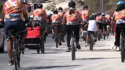 engelli sporcular - Uluslararası Mersin Bisiklet Festivali başladı - MERSİN  Videosu
