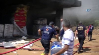 malzeme deposu -  Rezidans inşaatındaki yangın kontrol altına alındı  Videosu