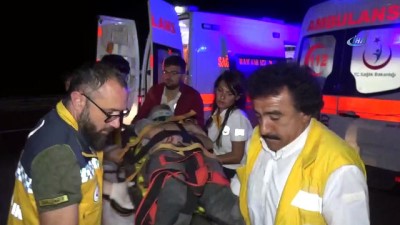 yolcu otobusu -  Aksaray'da otobüs şarampole yuvarlandı: 6 ölü, 39 yaralı  Videosu