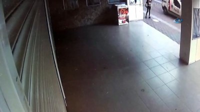 sokak kopekleri -  İyilik yaptı başına gelmeyen kalmadı  Videosu